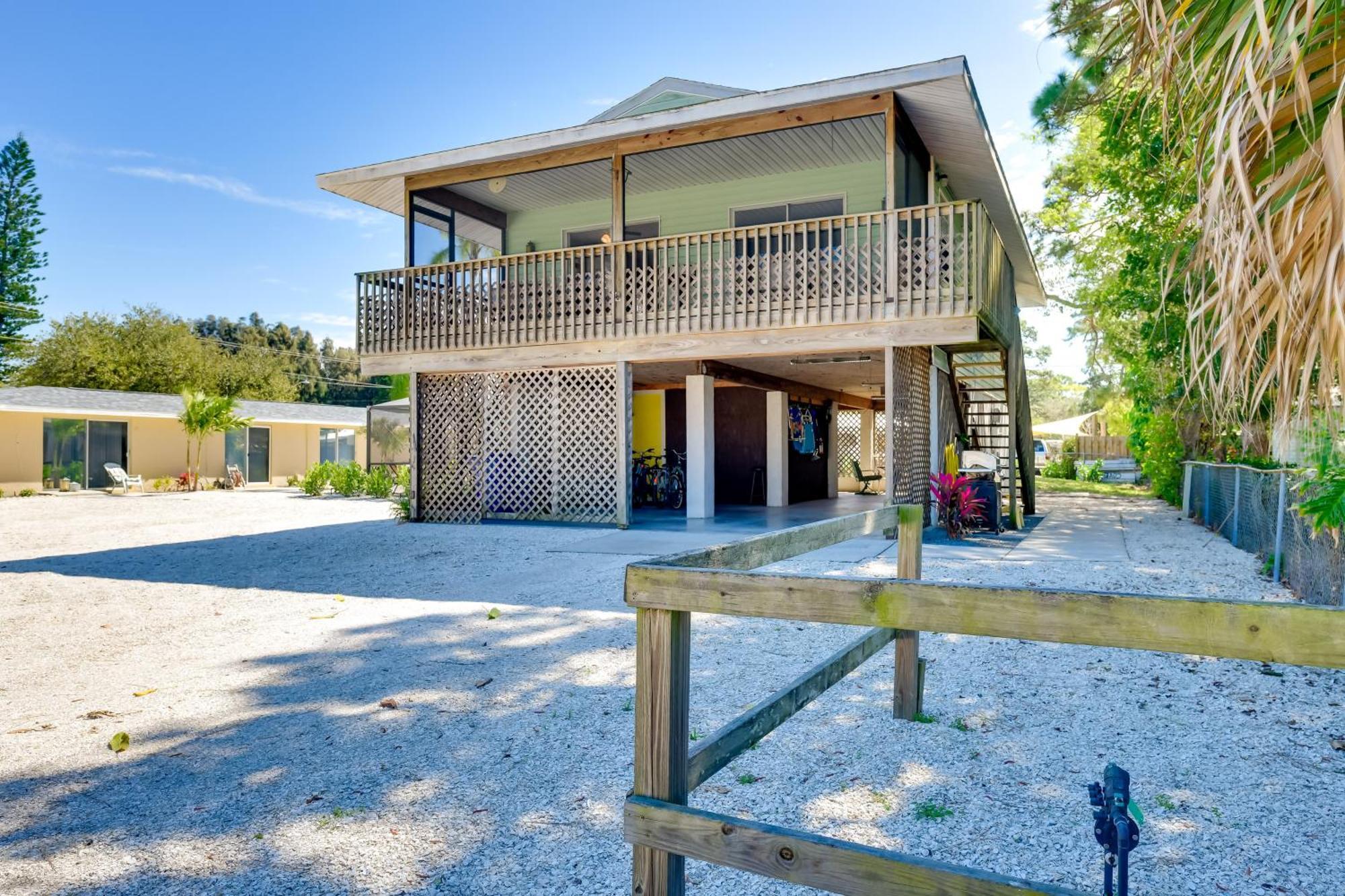 Coastal Oasis With Shared Pool, 2 Mi To Beach! Englewood Buitenkant foto