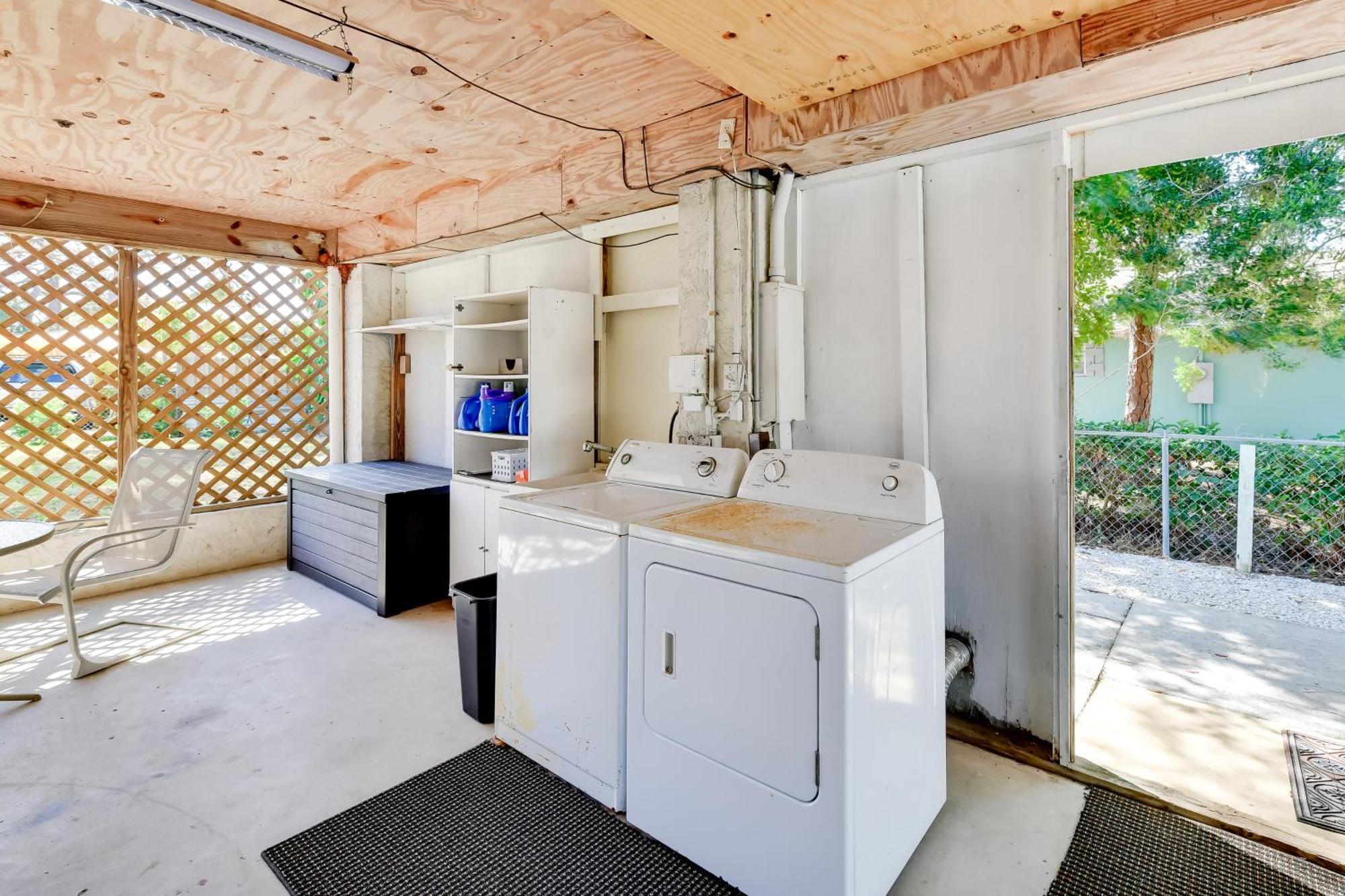 Coastal Oasis With Shared Pool, 2 Mi To Beach! Englewood Buitenkant foto